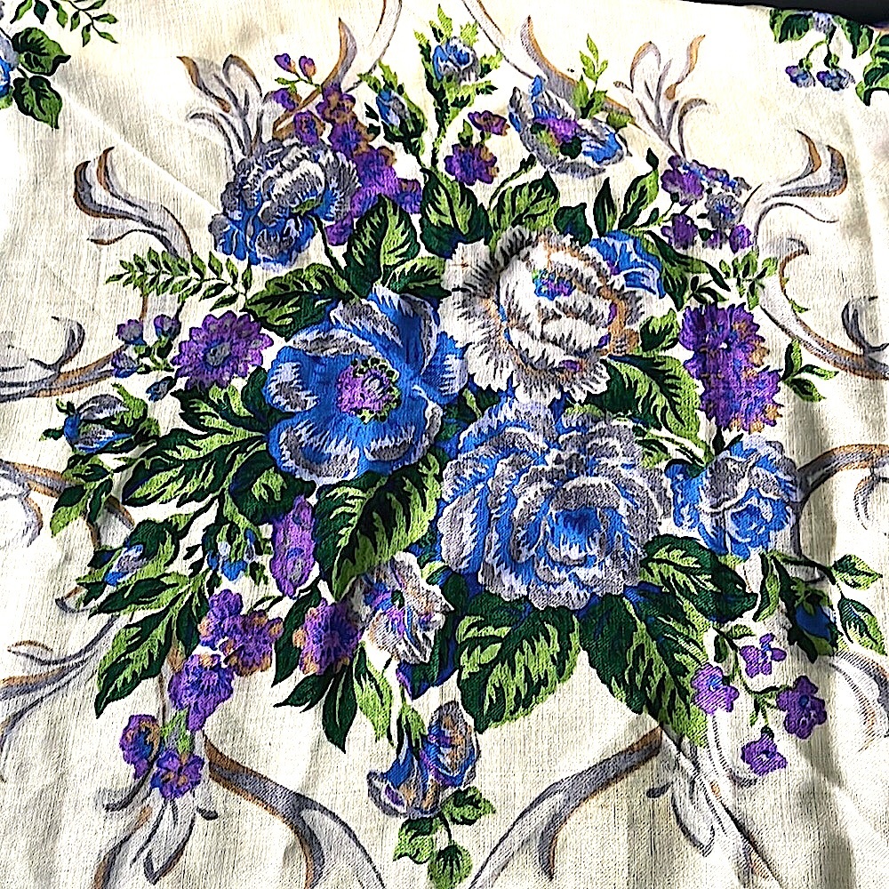 Club 7 Echo Vintage Wool Floral Scarf - Japan